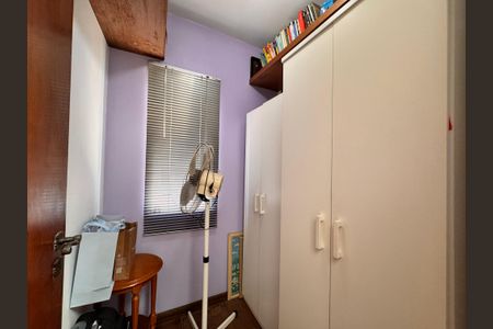 Casa à venda com 230m², 4 quartos e 3 vagas Casa à venda com 230m², 4 quartos e 3 vagasSapataria