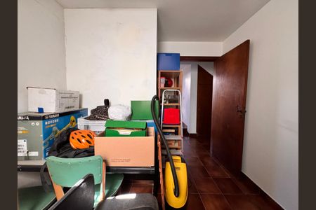 Casa à venda com 230m², 4 quartos e 3 vagas Casa à venda com 230m², 4 quartos e 3 vagasQuarto de Serviço