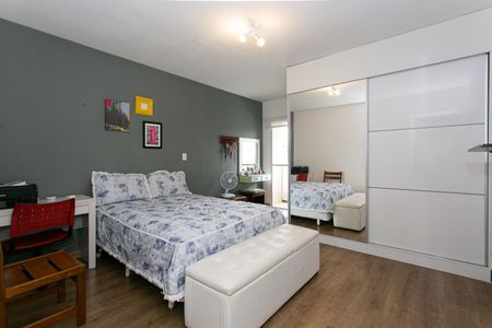 Casa à venda com 180m², 3 quartos e 2 vagasSuíte 2