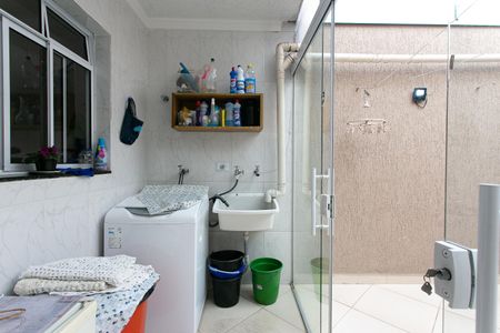 Casa à venda com 180m², 3 quartos e 2 vagasÁrea de Serviço