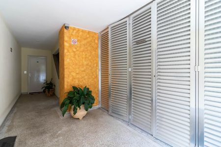 Apartamento à venda com 48m², 1 quarto e 1 vaga Apartamento à venda com 48m², 1 quarto e 1 vagaHall Social