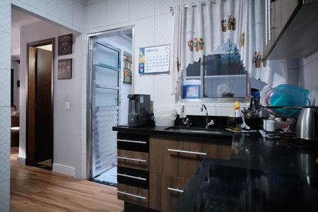 Casa de condomínio à venda com 70m², 2 quartos e 1 vagaCozinha