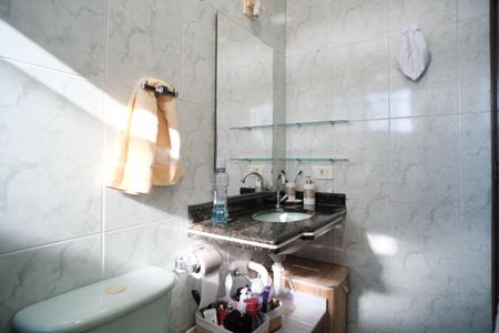 Casa de condomínio à venda com 70m², 2 quartos e 1 vagaBanheiro 2