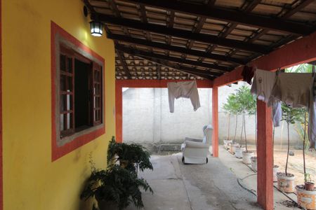 Casa à venda com 93m², 4 quartos e 4 vagasVaranda