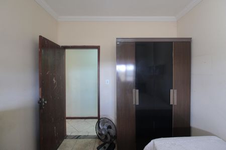 Casa à venda com 93m², 4 quartos e 4 vagasQuarto 1