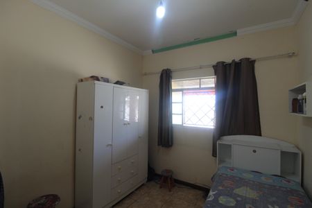 Casa à venda com 93m², 4 quartos e 4 vagasQuarto 3