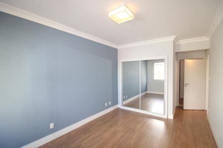 Apartamento à venda com 180m², 4 quartos e 1 vagaSuíte