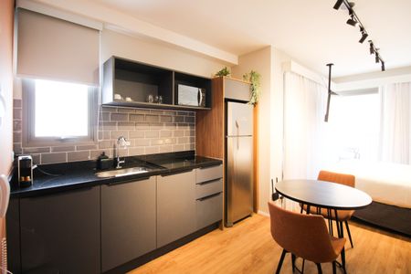 Studio à venda com 27m², 1 quarto e sem vaga Studio à venda com 27m², 1 quarto e sem vagaCozinha