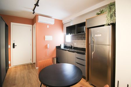 Studio à venda com 27m², 1 quarto e sem vaga Studio à venda com 27m², 1 quarto e sem vagaCozinha
