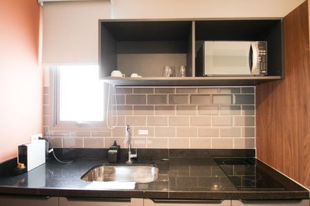 Studio à venda com 27m², 1 quarto e sem vaga Studio à venda com 27m², 1 quarto e sem vagaCozinha