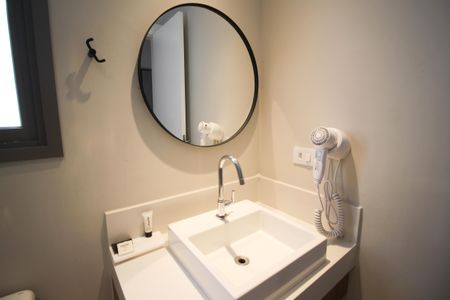 Studio à venda com 27m², 1 quarto e sem vaga Studio à venda com 27m², 1 quarto e sem vagaBanheiro