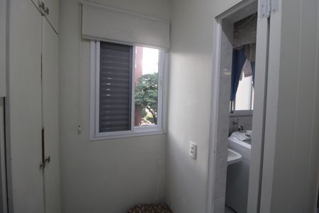 Apartamento à venda com 70m², 3 quartos e 1 vagaÁrea de Serviço