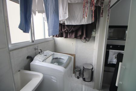 Apartamento à venda com 70m², 3 quartos e 1 vagaÁrea de Serviço