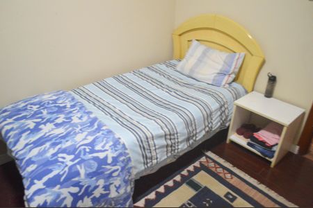 Casa à venda com 270m², 4 quartos e 3 vagas Casa à venda com 270m², 4 quartos e 3 vagasQuarto 2