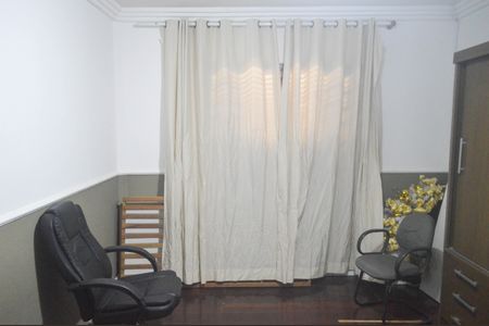 Casa à venda com 270m², 4 quartos e 3 vagas Casa à venda com 270m², 4 quartos e 3 vagasQuarto 1 Suíte