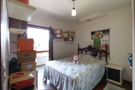 Casa à venda com 445m², 4 quartos e 6 vagasSuíte 2