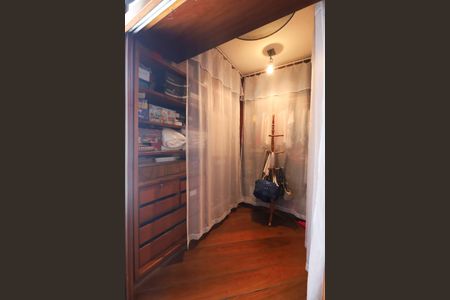 Casa à venda com 445m², 4 quartos e 6 vagasSuíte 1