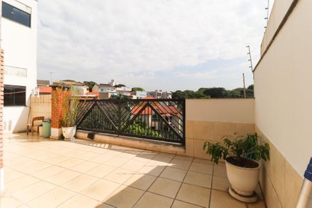 Casa à venda com 445m², 4 quartos e 6 vagasÁrea de serviço / Quintal