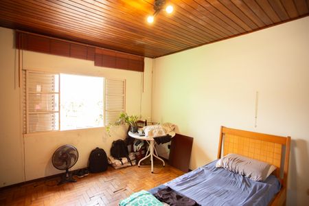 Casa à venda com 150m², 3 quartos e 2 vagas Casa à venda com 150m², 3 quartos e 2 vagasQuarto 3