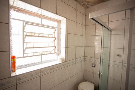 Casa à venda com 150m², 3 quartos e 2 vagas Casa à venda com 150m², 3 quartos e 2 vagasBanheiro