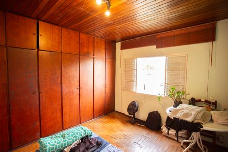 Casa à venda com 150m², 3 quartos e 2 vagas Casa à venda com 150m², 3 quartos e 2 vagasQuarto 3