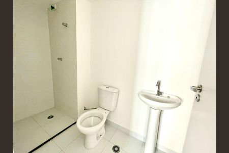 Apartamento para alugar com 32m², 1 quarto e sem vaga Apartamento para alugar com 32m², 1 quarto e sem vagaBanheiro