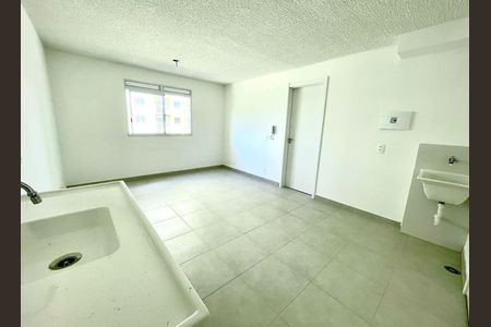 Apartamento para alugar com 32m², 1 quarto e sem vaga Apartamento para alugar com 32m², 1 quarto e sem vagaSala/Cozinha