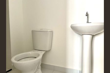 Apartamento para alugar com 32m², 1 quarto e sem vaga Apartamento para alugar com 32m², 1 quarto e sem vagaBanheiro