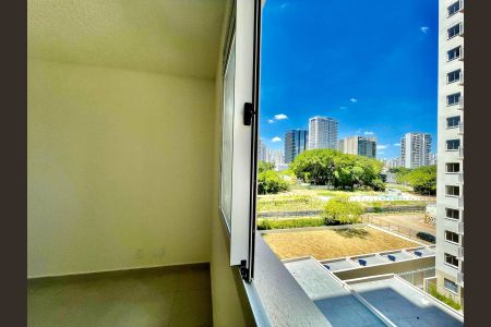 Apartamento para alugar com 32m², 1 quarto e sem vaga Apartamento para alugar com 32m², 1 quarto e sem vagaSala/Cozinha