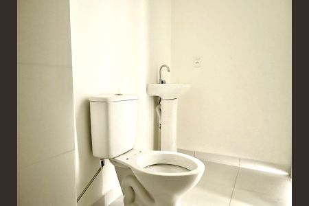 Apartamento para alugar com 32m², 1 quarto e sem vaga Apartamento para alugar com 32m², 1 quarto e sem vagaBanheiro