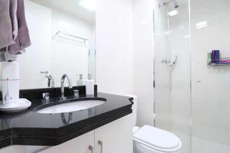 Apartamento à venda com 71m², 3 quartos e 1 vagaBanheiro Social