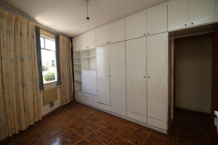 Apartamento à venda com 125m², 3 quartos e 2 vagasQuarto 2