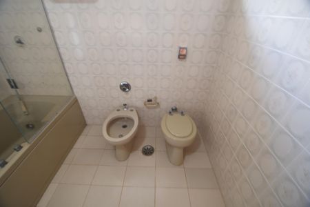 Casa de condomínio à venda com 1120m², 6 quartos e 10 vagasBanheiro 4