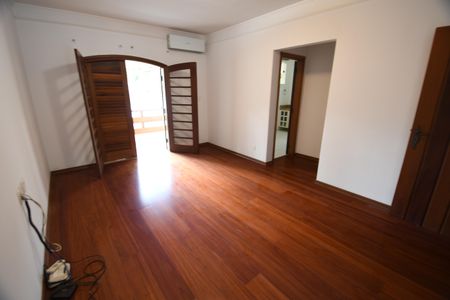 Casa de condomínio à venda com 1120m², 6 quartos e 10 vagasQuarto 2