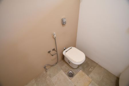 Casa de condomínio à venda com 1120m², 6 quartos e 10 vagasBanheiro 1