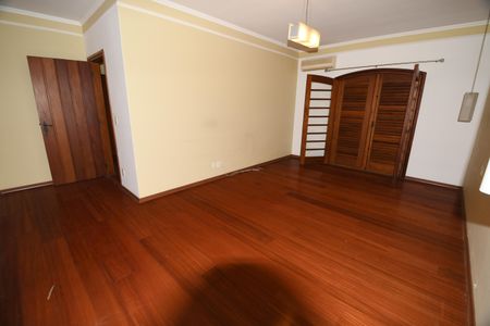 Casa de condomínio à venda com 1120m², 6 quartos e 10 vagasQuarto 5