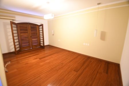 Casa de condomínio à venda com 1120m², 6 quartos e 10 vagasQuarto 5