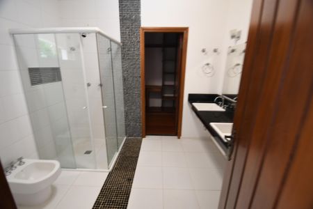 Casa de condomínio à venda com 1120m², 6 quartos e 10 vagasBanheiro 3