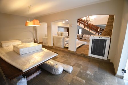 Casa de condomínio à venda com 1120m², 6 quartos e 10 vagasSala