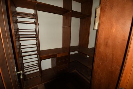 Casa de condomínio à venda com 1120m², 6 quartos e 10 vagasSuíte 