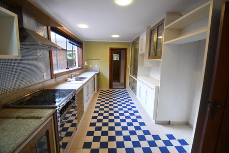 Casa de condomínio à venda com 1120m², 6 quartos e 10 vagasCozinha