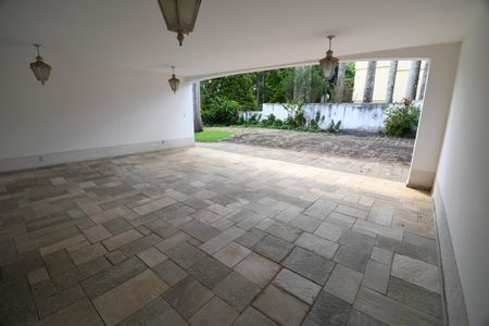 Casa de condomínio à venda com 1120m², 6 quartos e 10 vagasGaragem