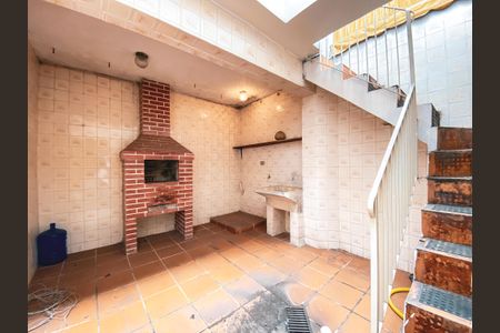 Casa à venda com 94m², 3 quartos e 1 vagaChurrasqueira