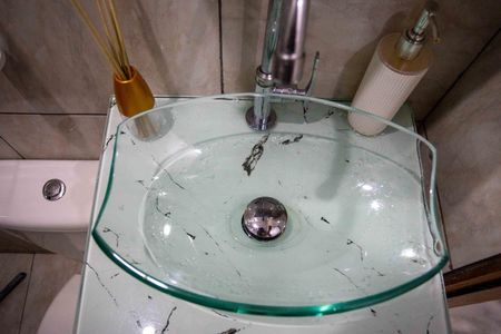 Casa à venda com 51m², 3 quartos e 1 vagaBanheiro