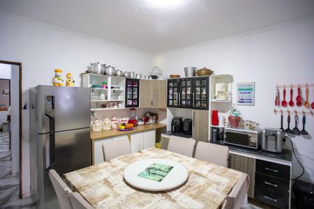 Casa à venda com 51m², 3 quartos e 1 vagaCozinha 2