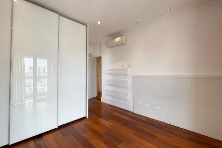 Apartamento à venda com 300m², 4 quartos e 4 vagasSuíte 2