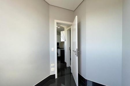 Apartamento à venda com 300m², 4 quartos e 4 vagasQuarto de Serviço