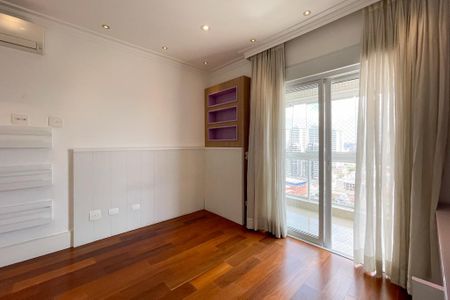 Apartamento à venda com 300m², 4 quartos e 4 vagasSuíte 2