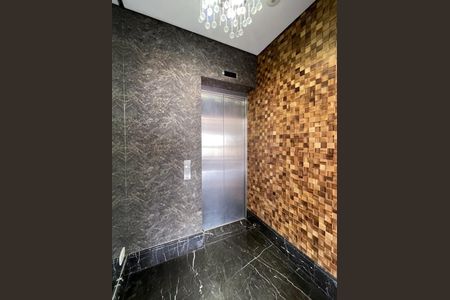 Apartamento à venda com 300m², 4 quartos e 4 vagasHall