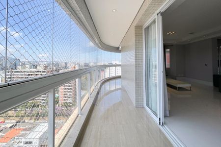 Apartamento à venda com 300m², 4 quartos e 4 vagasSacada